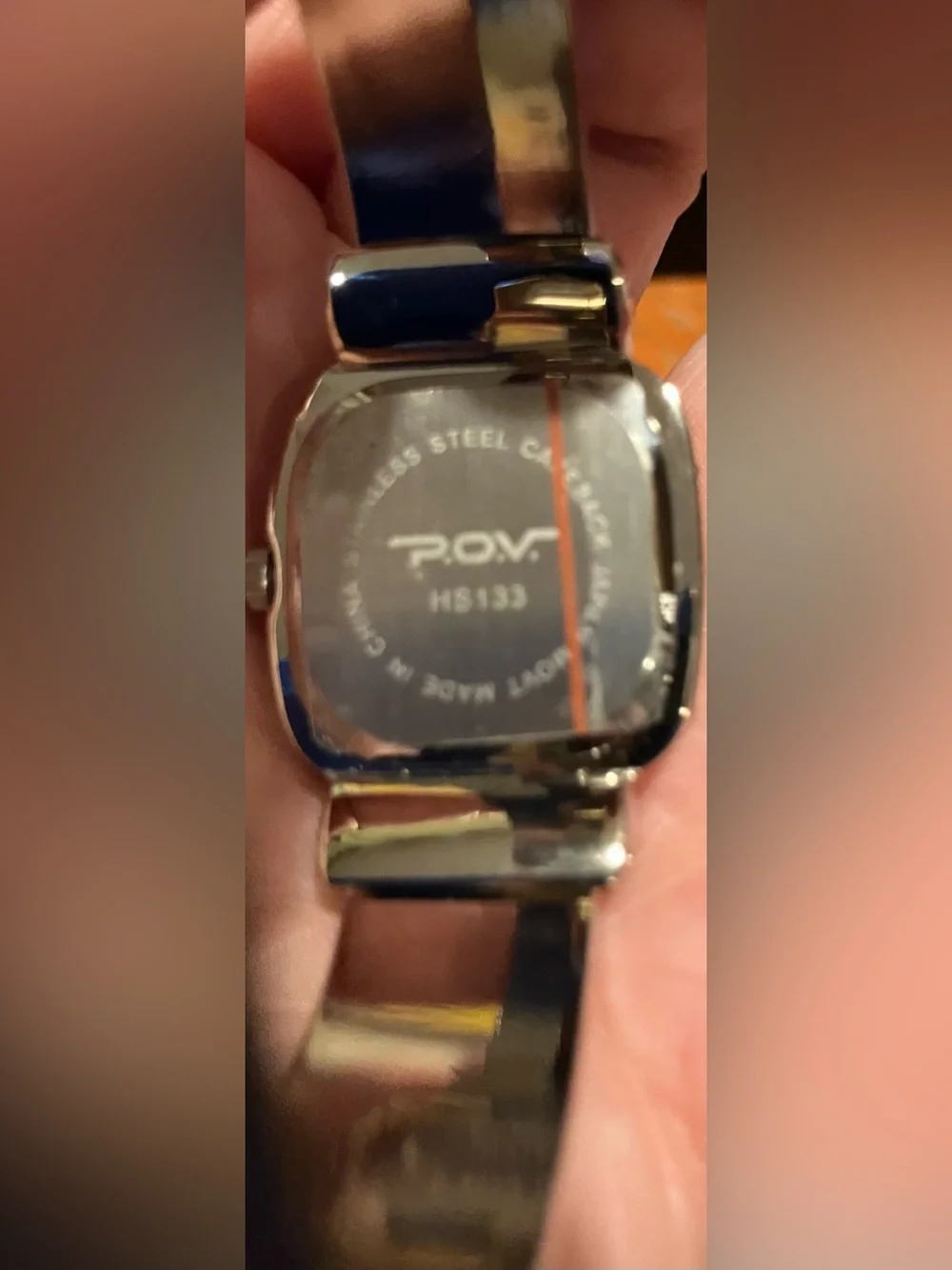 P.O.V. quartz hinged